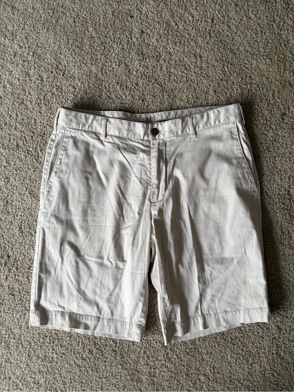 Men’s faherty All Day Bermuda chino Shorts Stone White Organic Cotton 9" size 34